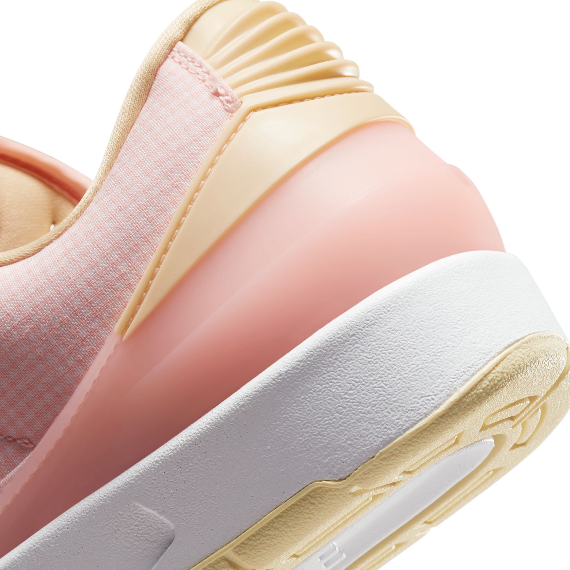 Air Jordan 2 Retro Low - Atmosphere/Pale Vanilla product photo