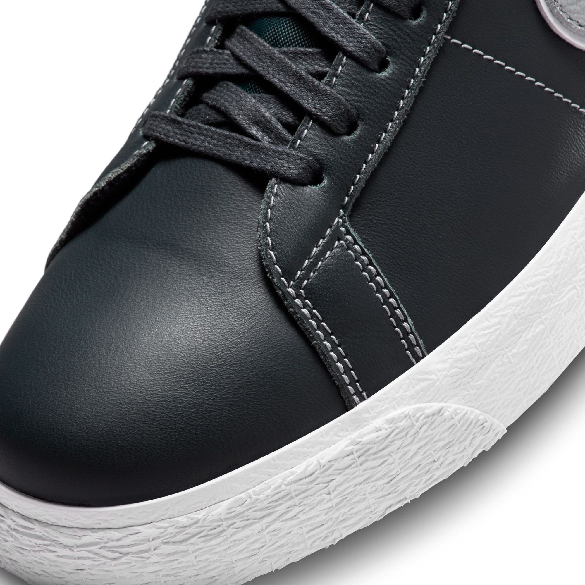 Nike sb x nba blazer shop low gt