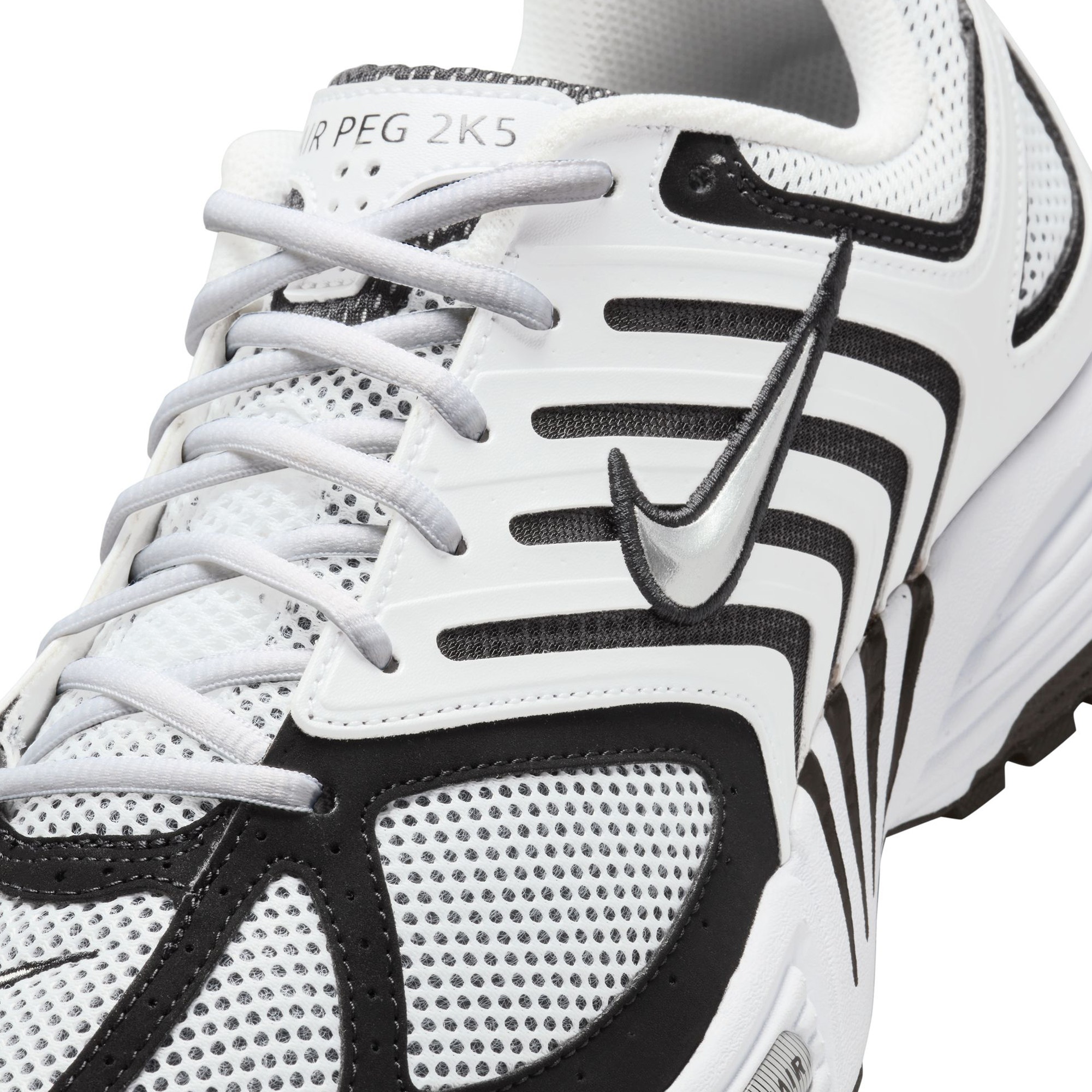 Nike Air Pegasus 2005 - White/Metallic Silver product photo