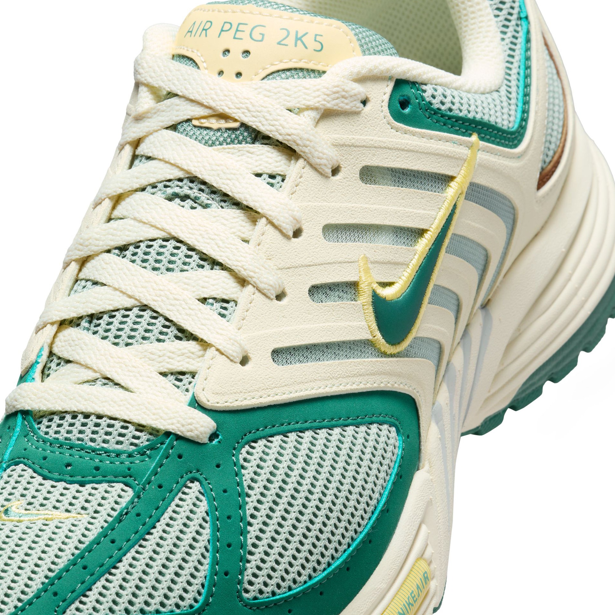 Nike Air Pegasus 2005 - Coconut Milk/Bicoastal product photo