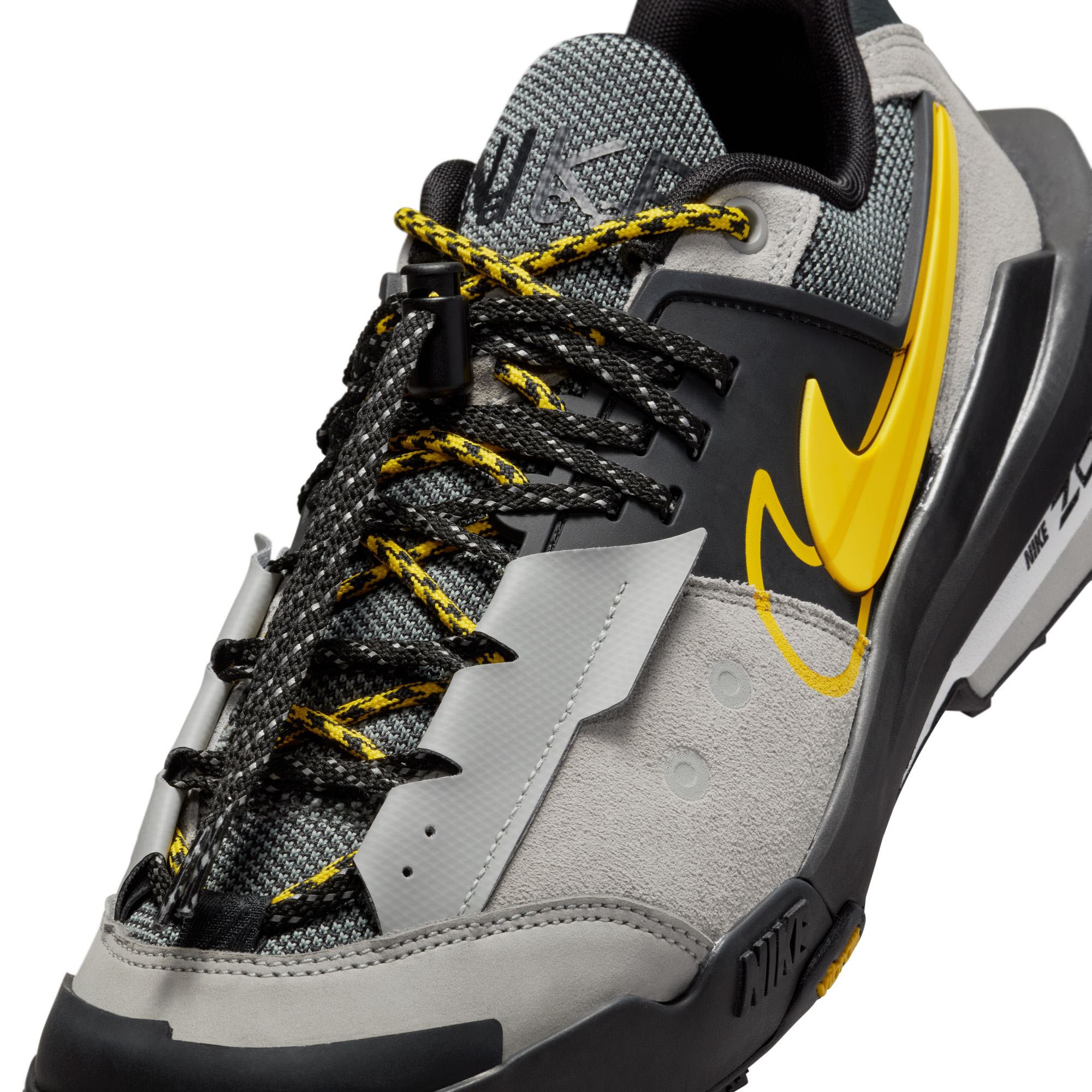 Nike Zegamadome x Sacai - Matte Silver/Tour Yellow product photo
