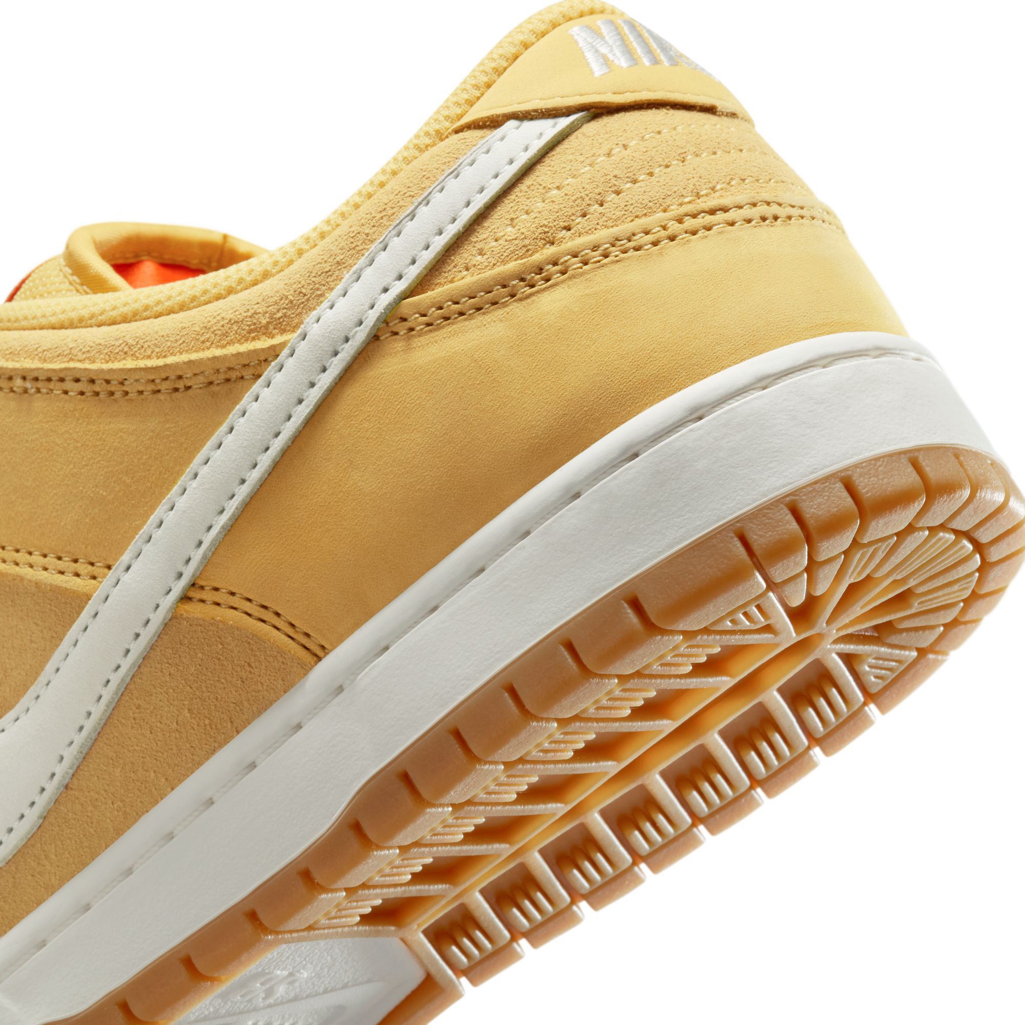 Nike SB Dunk Low Pro - Saturn Gold product photo