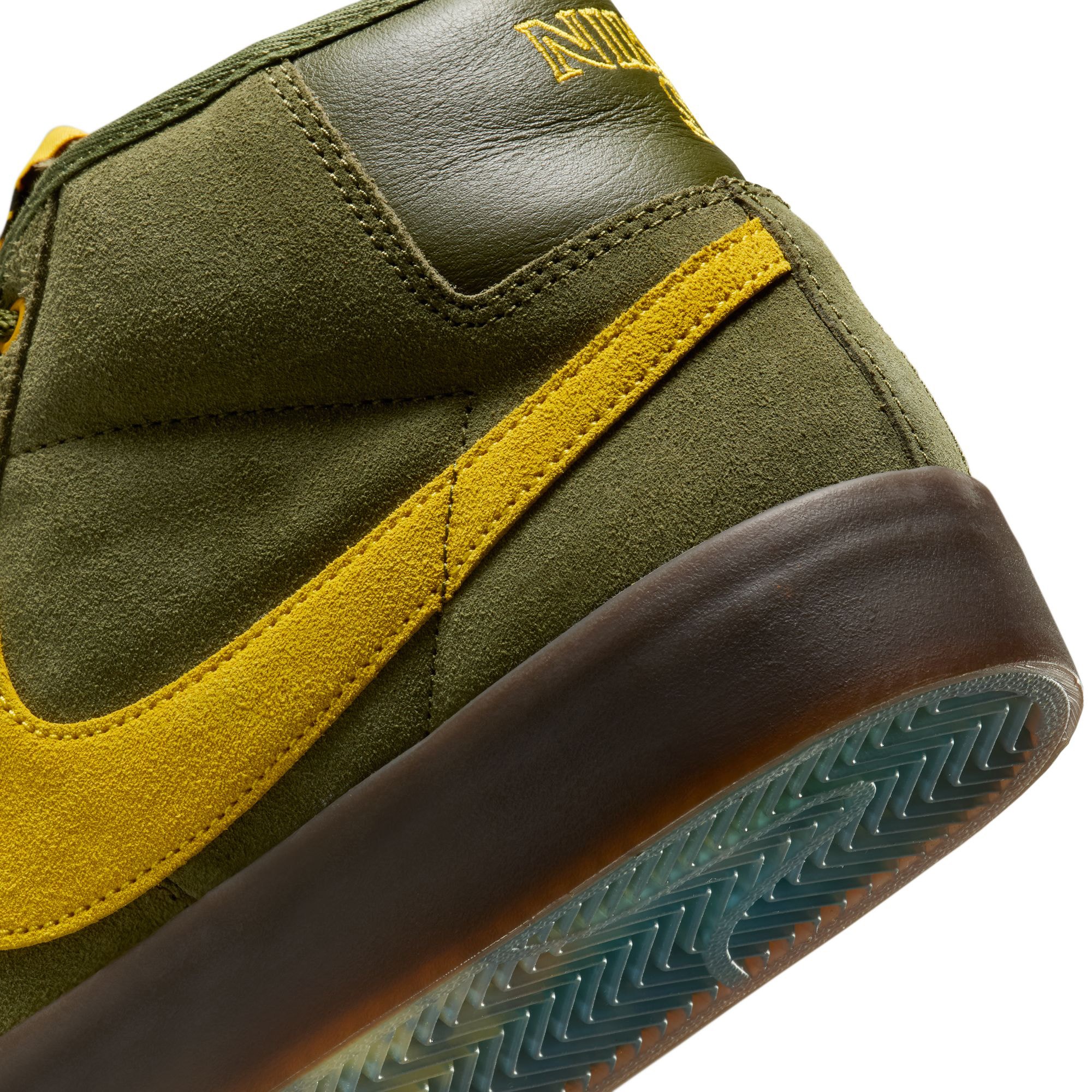Nike Zoom Blazer Mid - Rough Green product photo