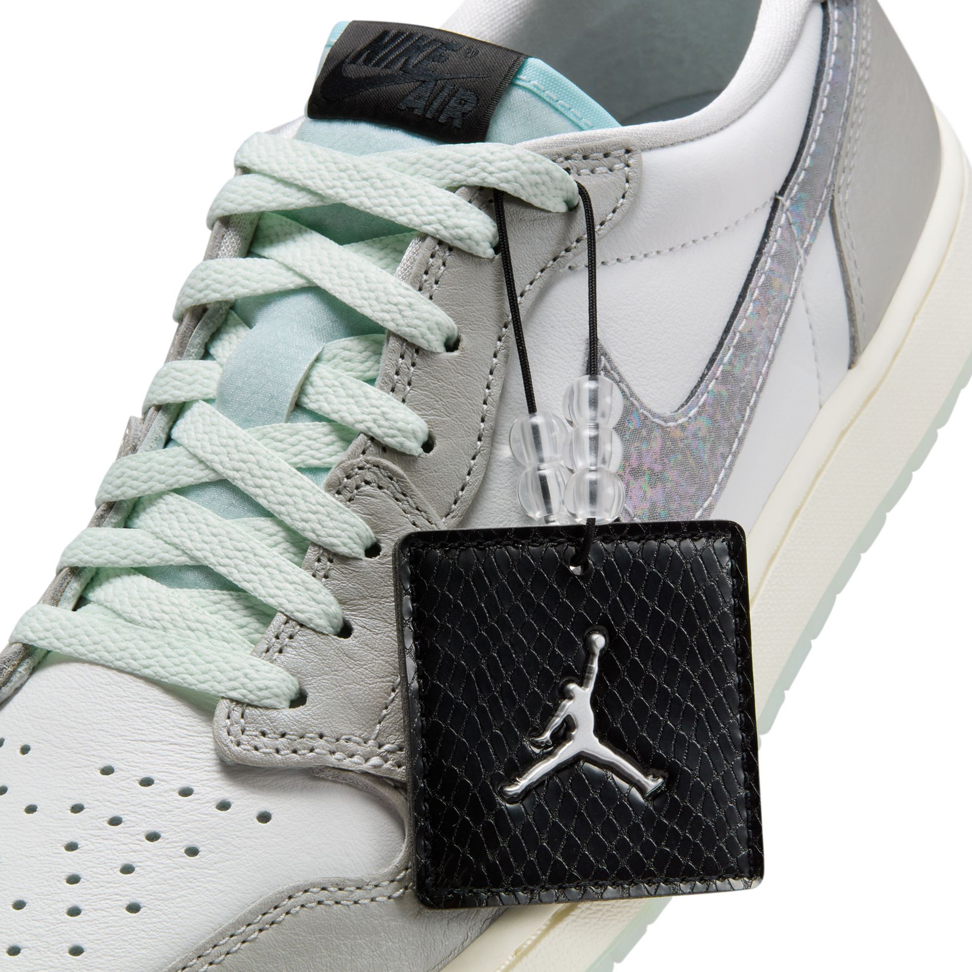 Air Jordan 1 Retro Low LNY - White/Photon Dust product photo