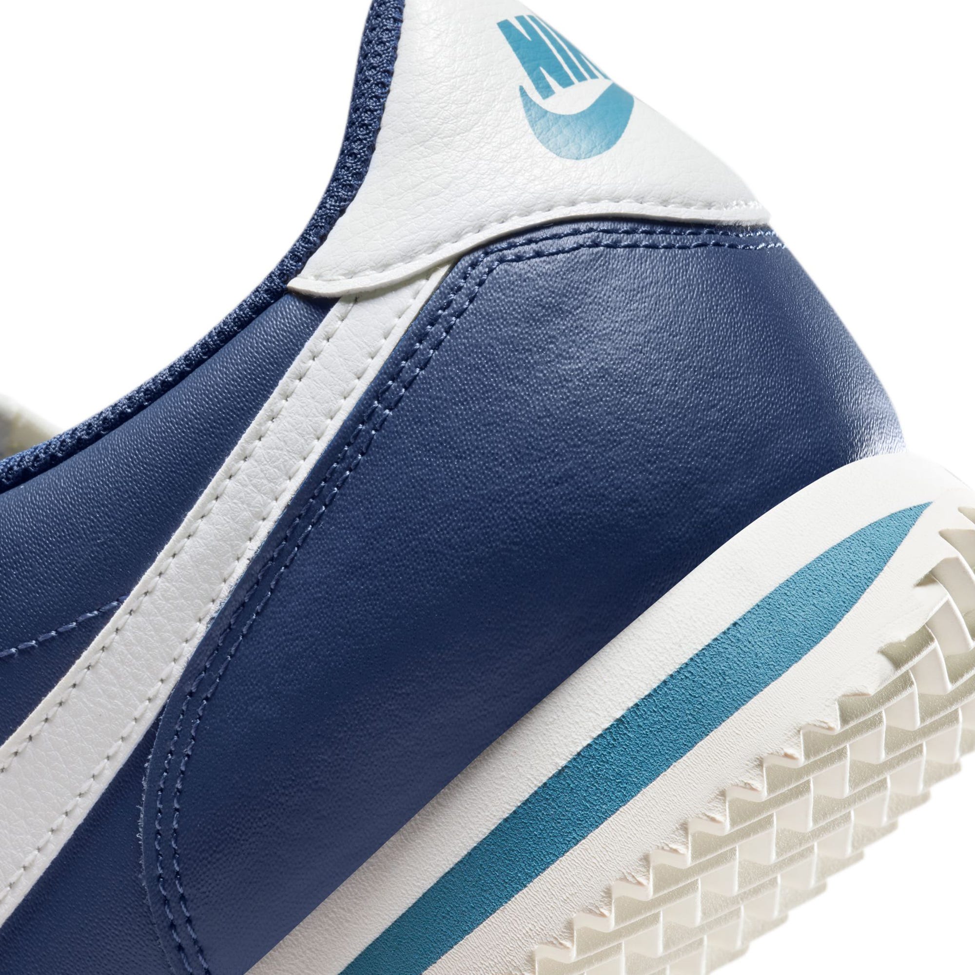 Nike cortez discount leather homme violet