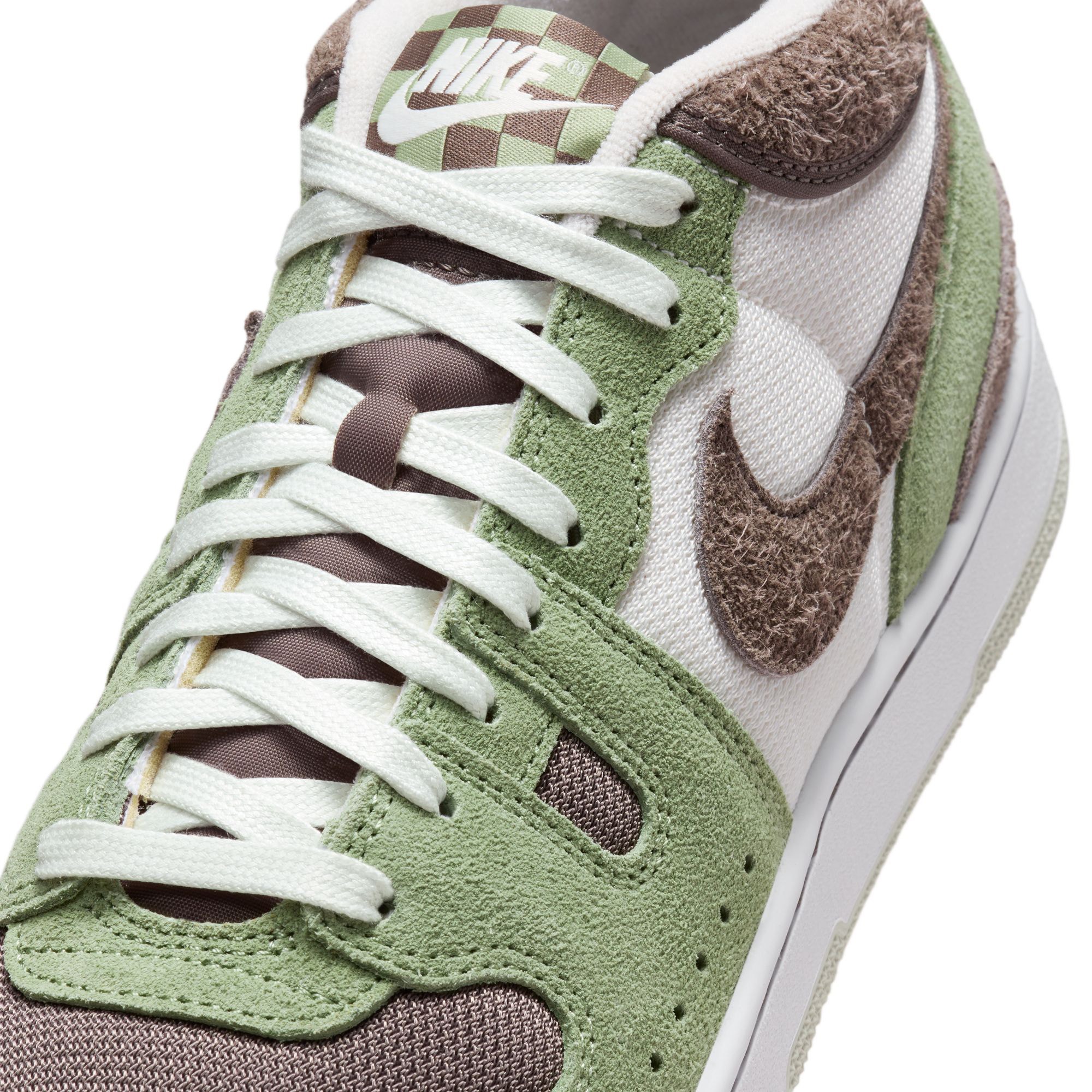 Nike Attack - Oil Green/Ironstone product photo