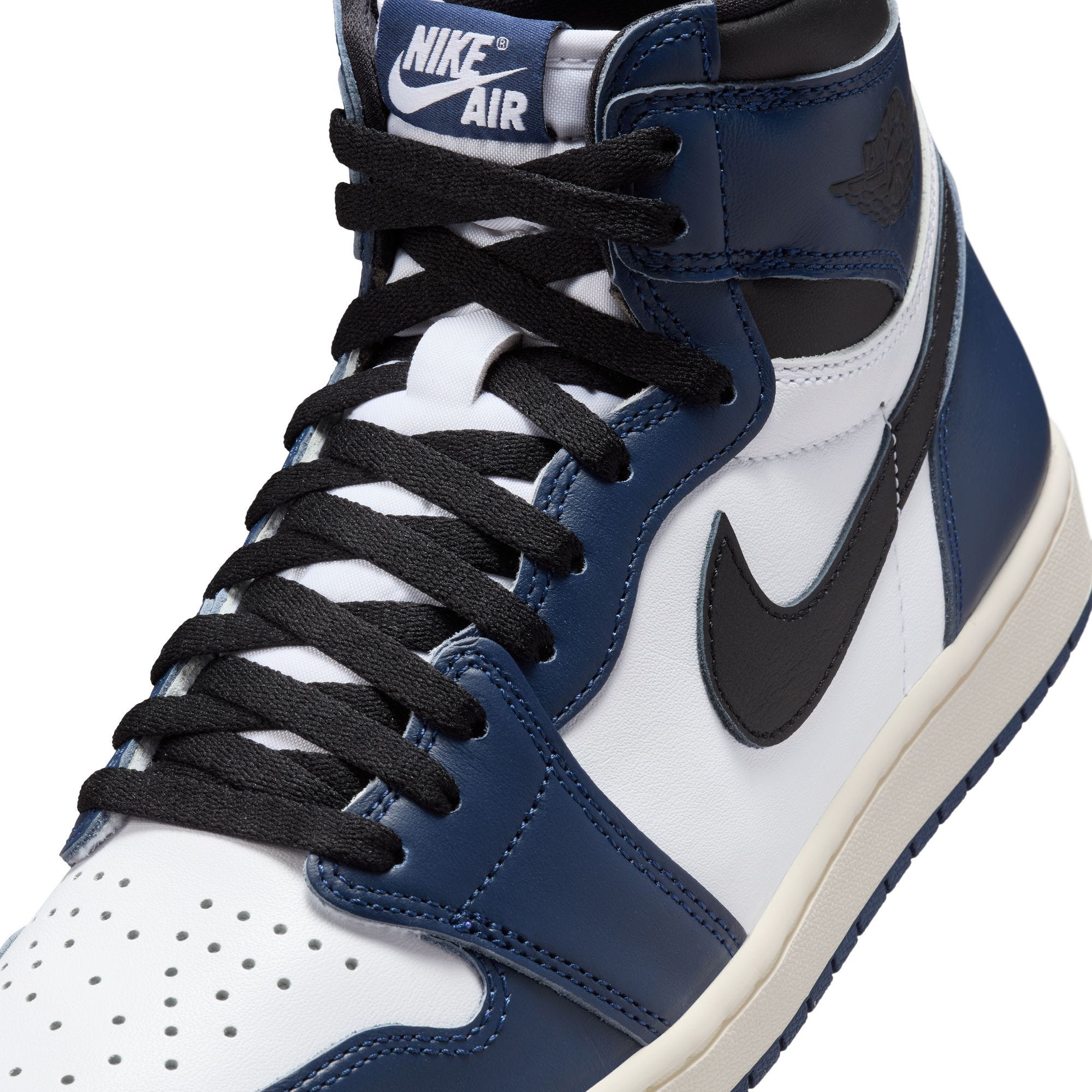 Nike jordan 1 retro blue hotsell