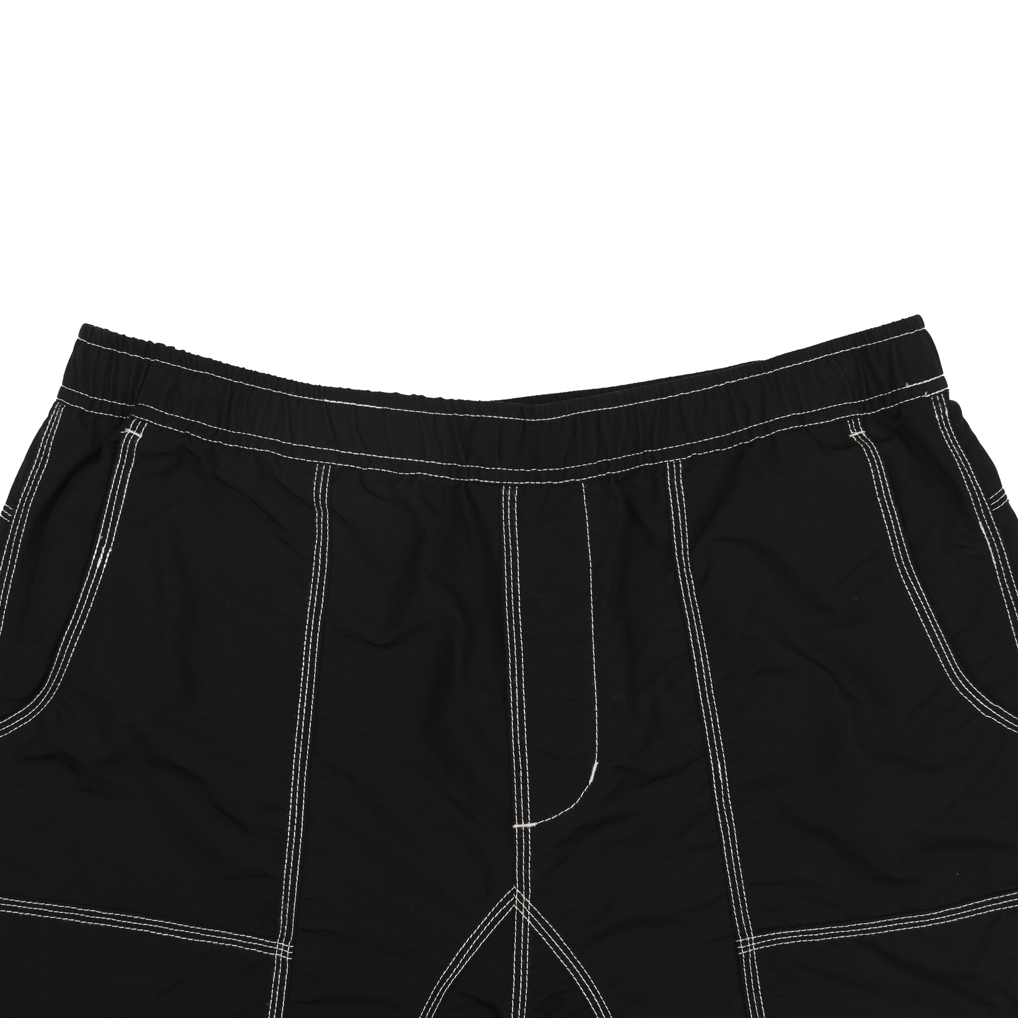 Triple Needle Bishop Short - Black product photo