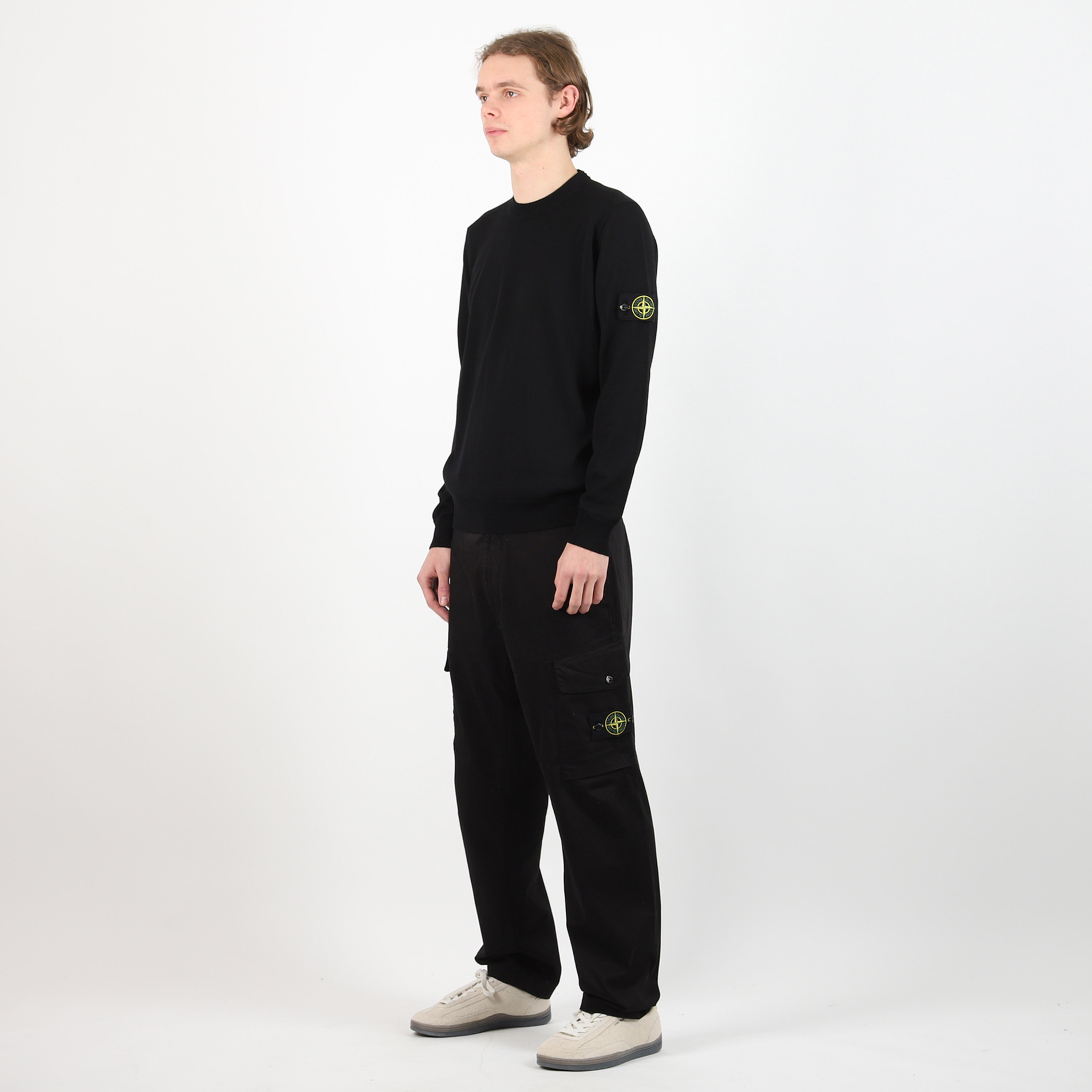 510C4 Knitwear - Black product photo