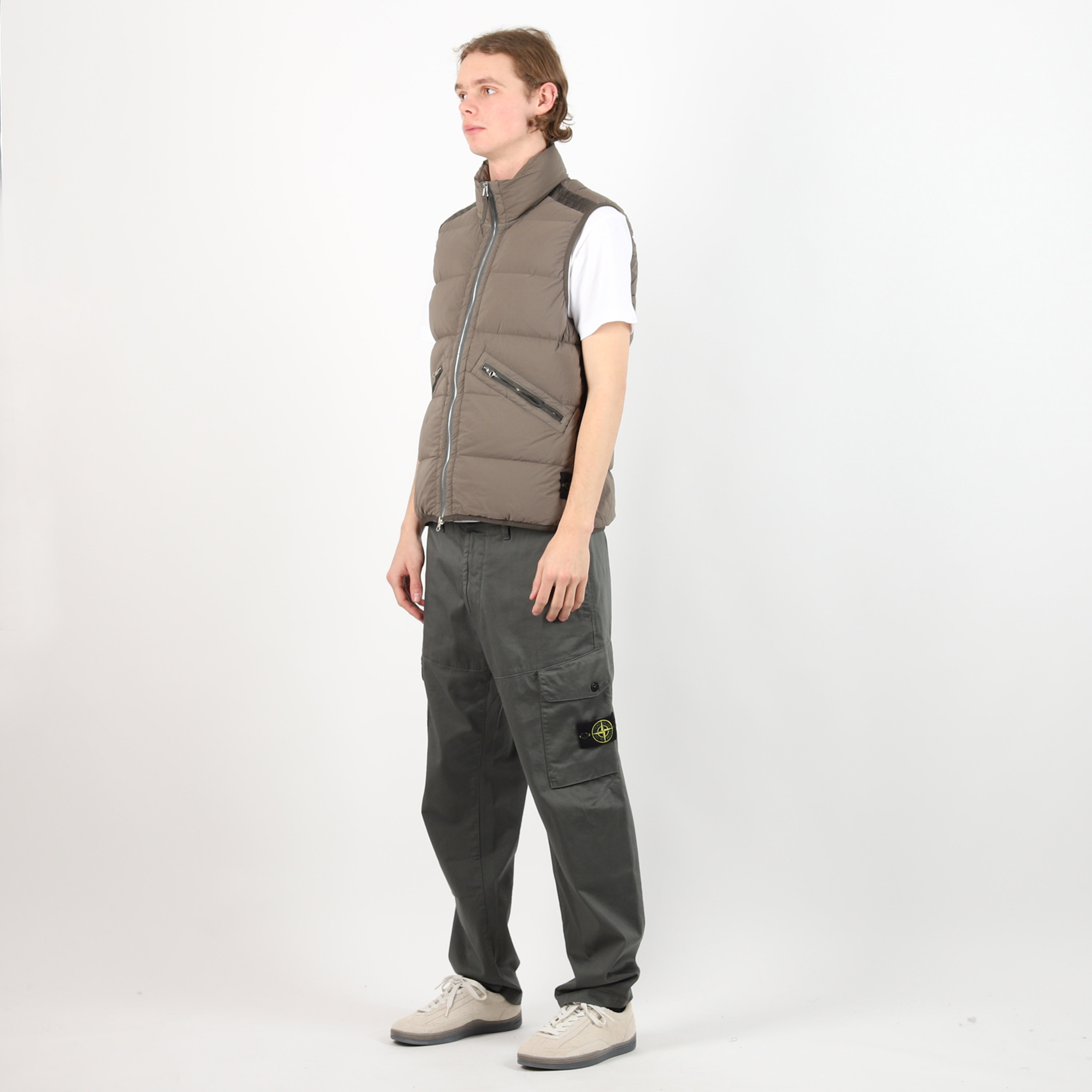G0828 Sleeveless Realdown Jacket - Walnut product photo
