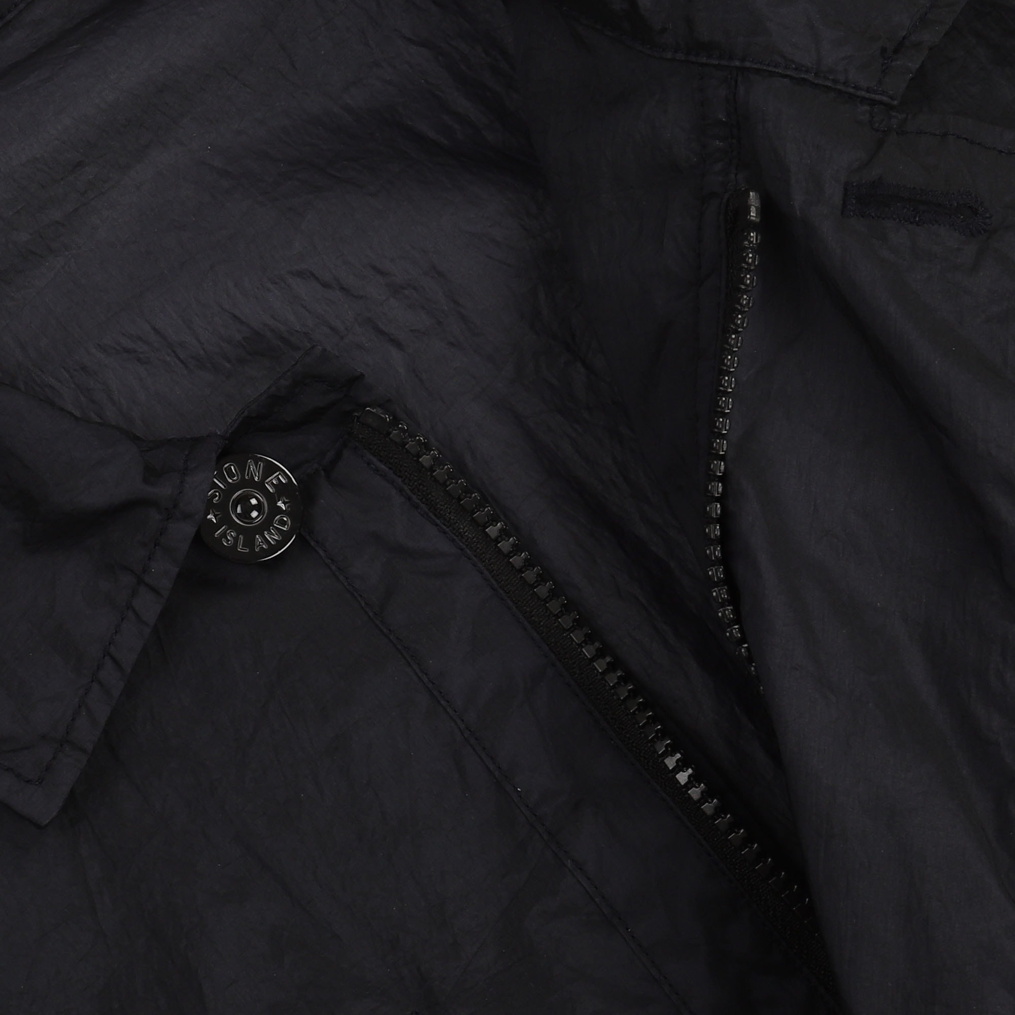 41620 Nylon Econyl Jacket - Navy Blue product photo