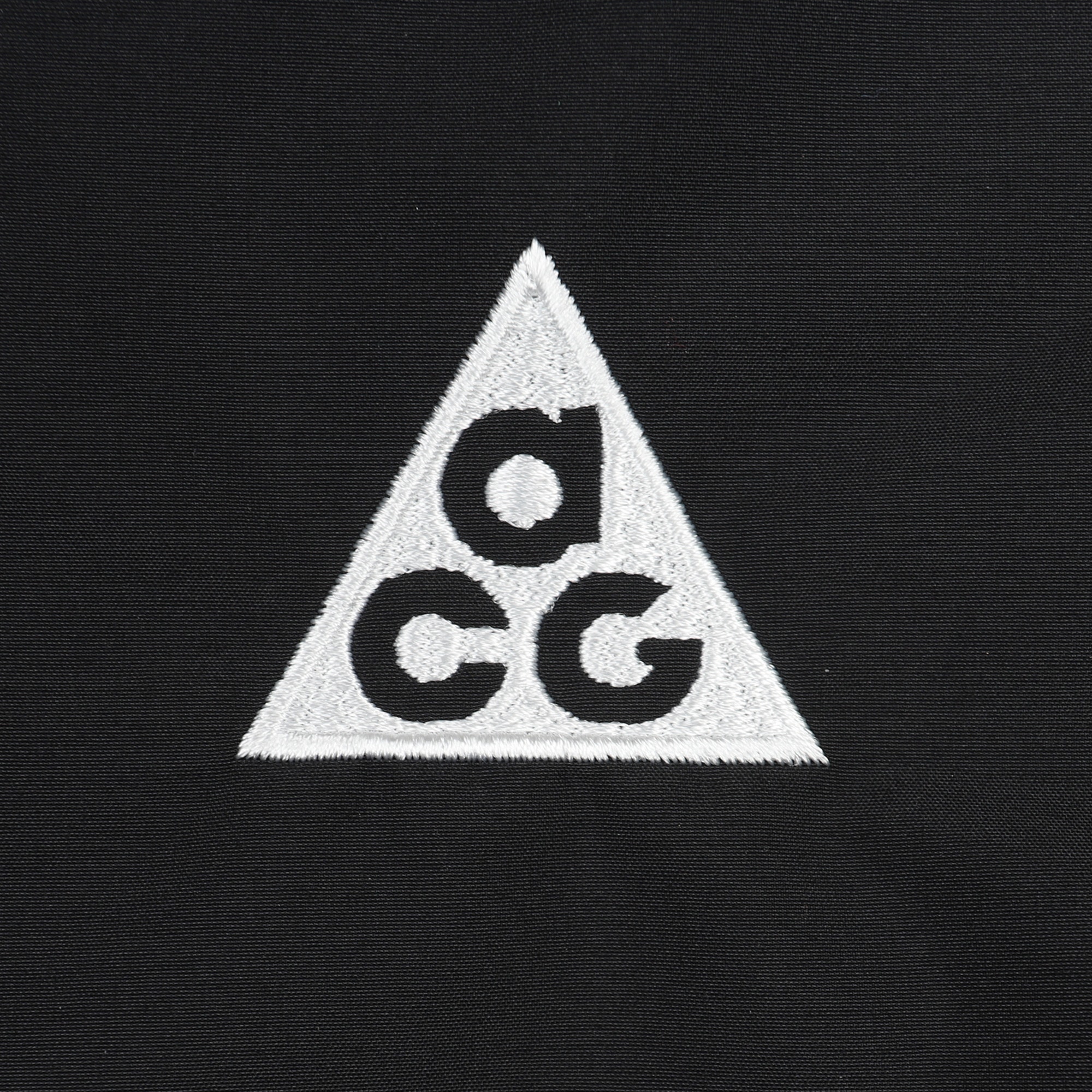 Nike ACG Skull Peak PrimaLoft Vest - Black product photo