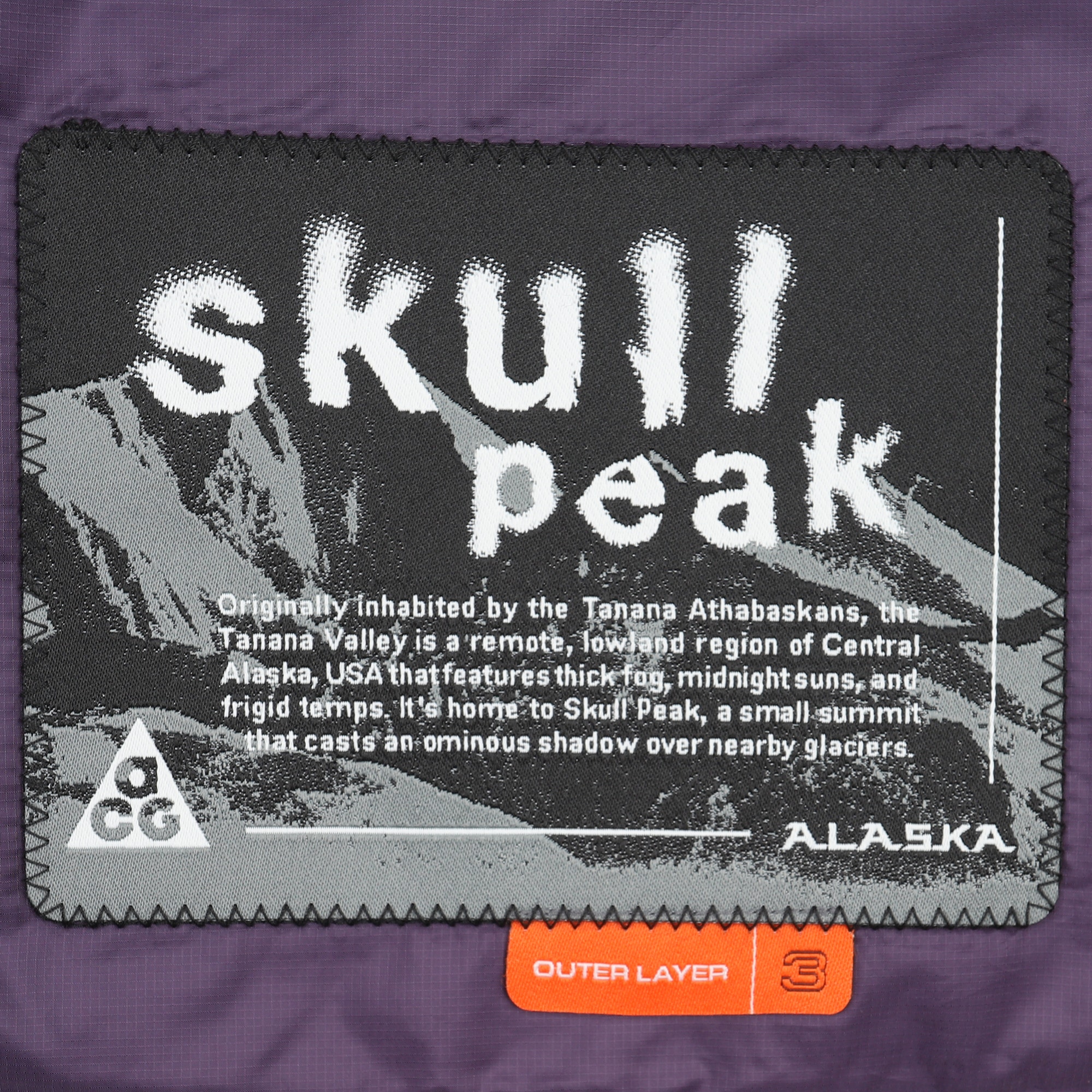 Nike ACG Skull Peak PrimaLoft Vest - Black product photo