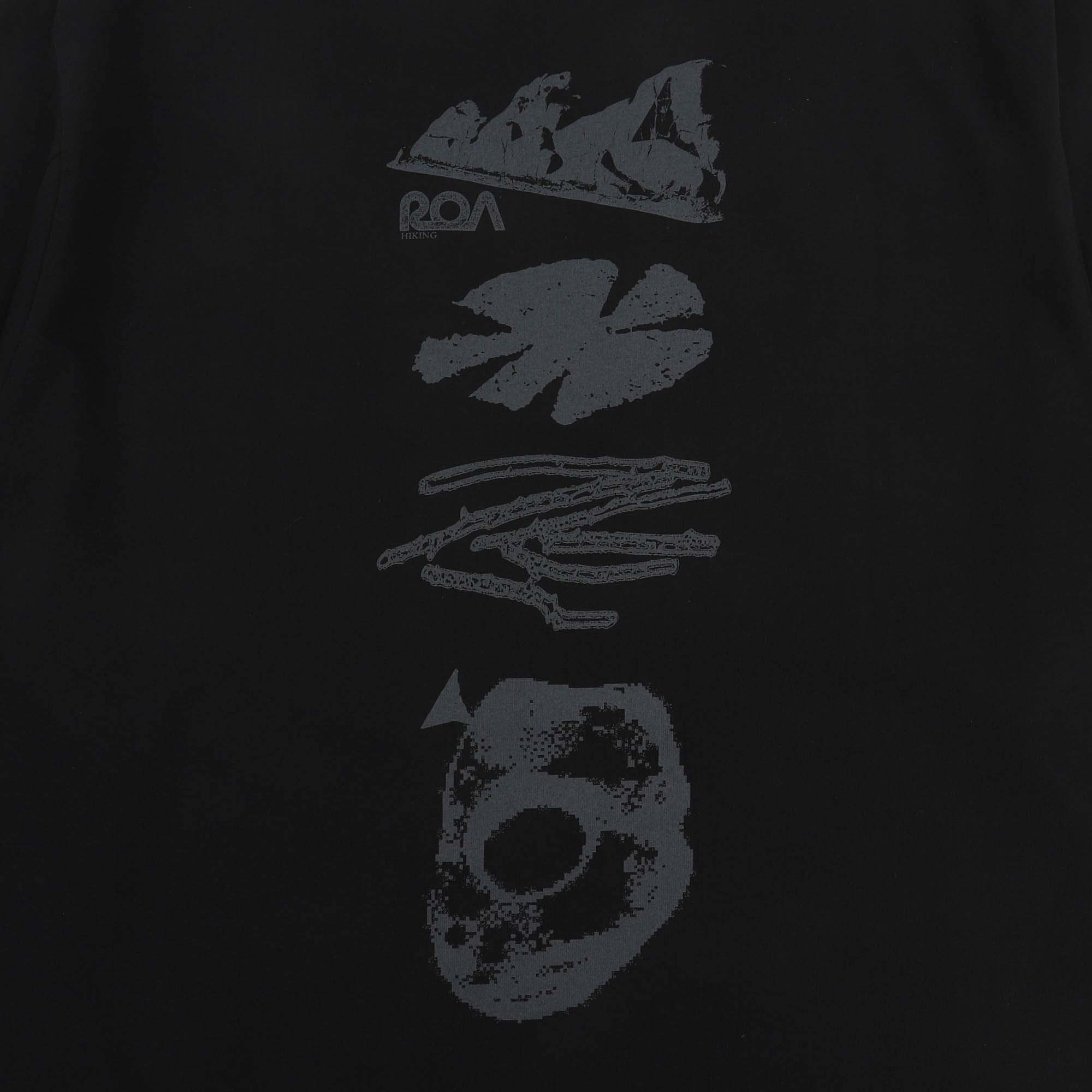L/S Graphic T-Shirt - Black product photo