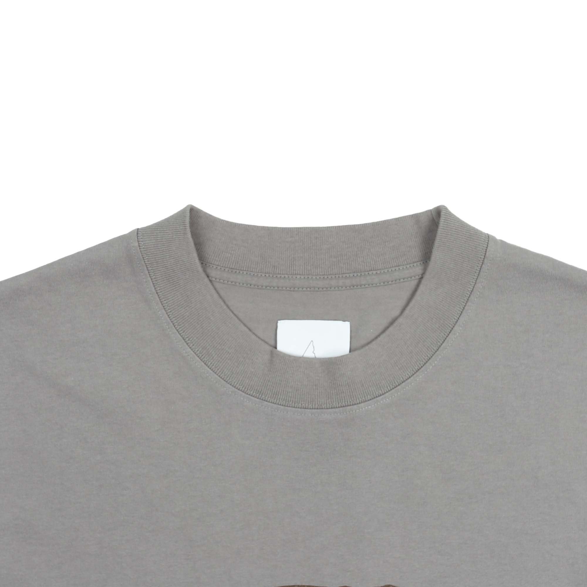 L/S Graphic T-Shirt - City Skyline product photo