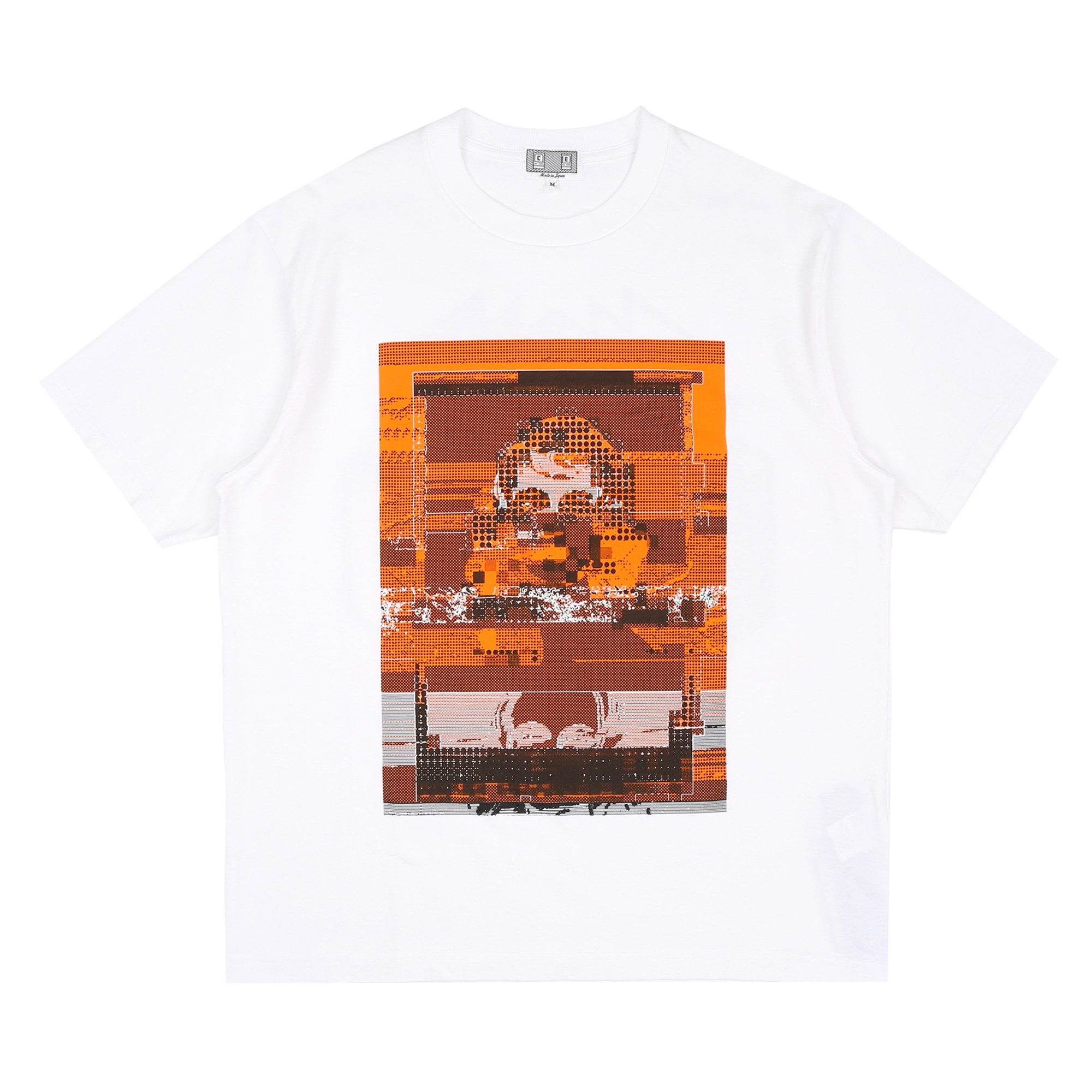 MD Portrait Mode T-Shirt - White product photo