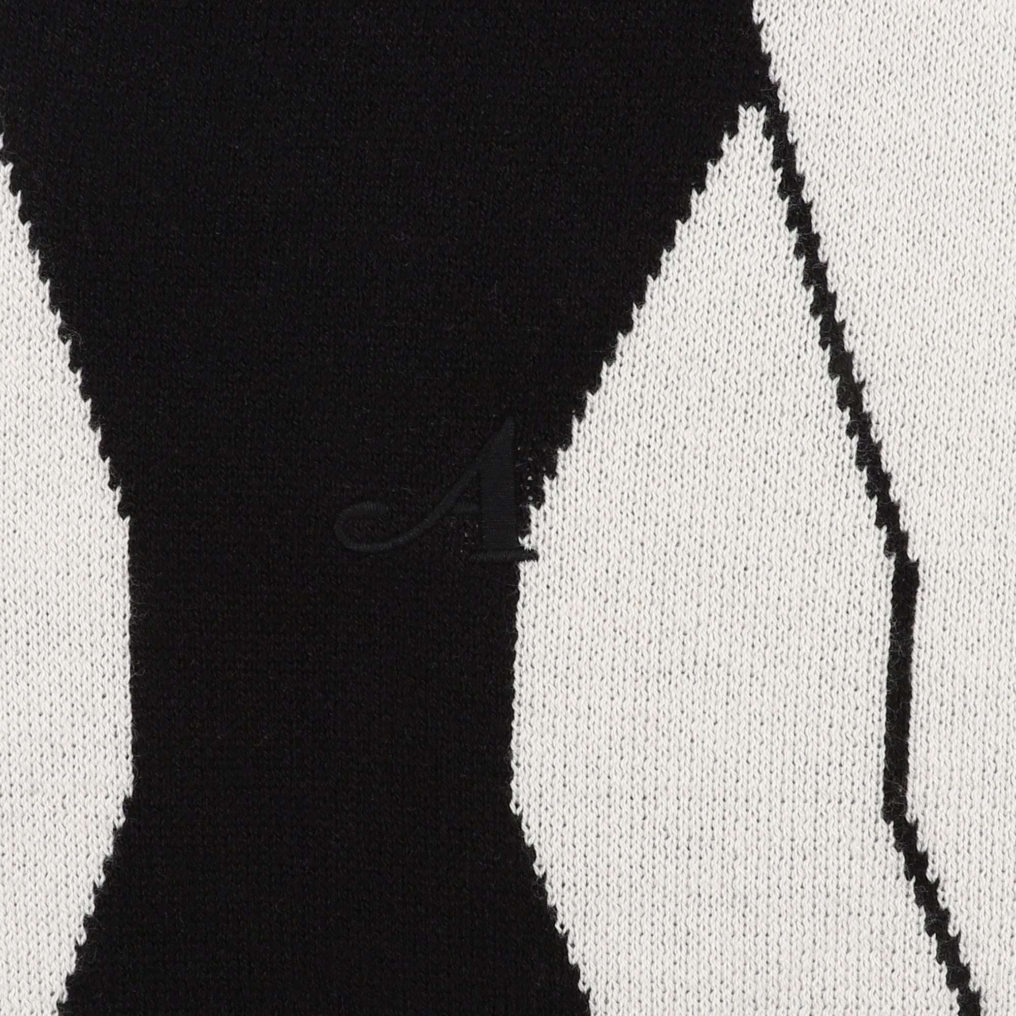Cable Sweater Vest - Black product photo