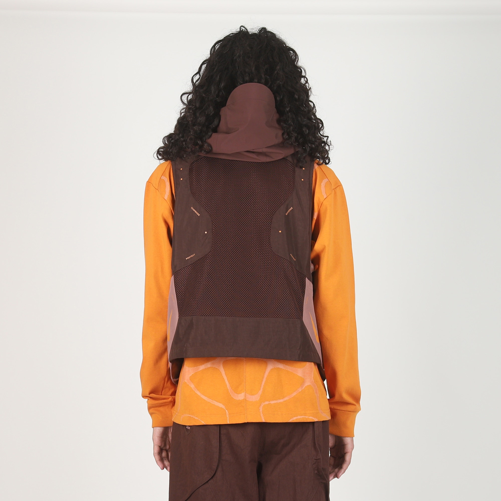 Nike ISPA ADPT Mod Vest - Earth/Smokey Mauve product photo